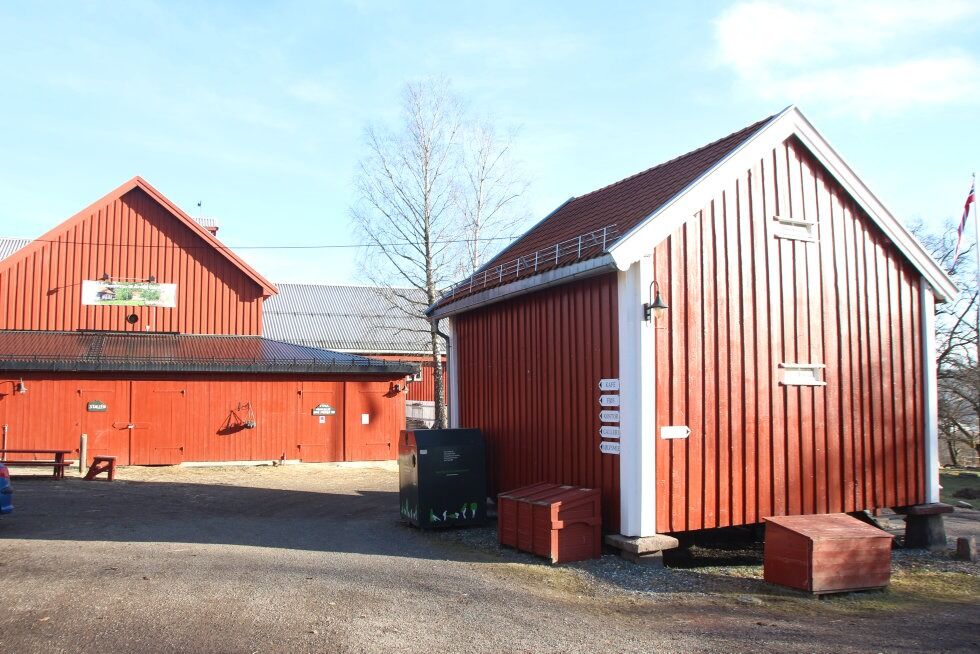 LANDLIG I BYEN: Årvoll gård har lang tradisjon og var bebodd før Svartedauden. Nå er det et kultursenter i bydelen.