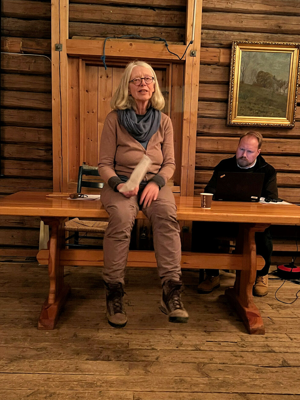 ... OG FOREDRAG: Kirsten Berrum tok historielaget med tilbake til oppstarten av Steinhoggermuseet.
 Foto: Tom Evensen